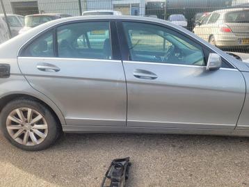 MERCEDES C KLASSE PORTIEREN RV+RA  BJ 2007 TOT 2011 beschikbaar voor biedingen