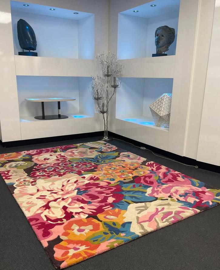 Brink en Campman Sanderson Rose & Peonie Cerise tapijt, Huis en Inrichting, Stoffering | Tapijten en Kleden, Nieuw, 200 cm of meer