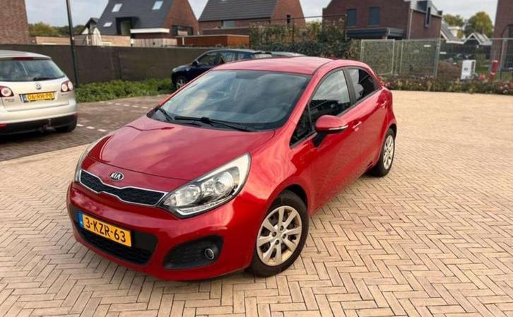 Kia Rio 1.2 CVVT Plus Pack Dealer O.H. 1ste Eigenaar NAP, Auto's, Kia, Particulier, Rio, ABS, Achteruitrijcamera, Airbags, Airconditioning