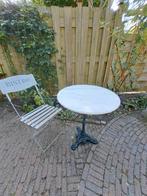 Marmeren bistrotafel (60 cm) met stoeltje., Tuin en Terras, Tuintafels, Ophalen of Verzenden, Zo goed als nieuw, Rond, Metaal