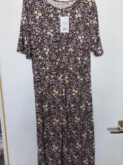 Geheel nieuwe zomerjurk in maat L, Kleding | Dames, Jurken, Zo goed als nieuw, Maat 42/44 (L), Zwart, Knielengte, Ophalen of Verzenden