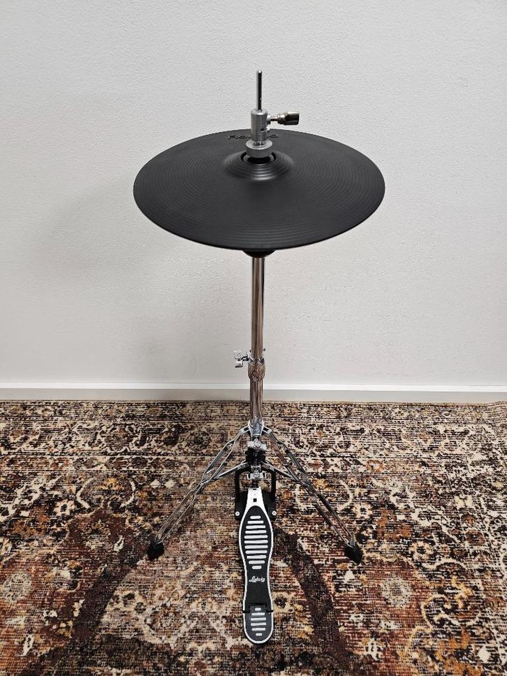 Roland VH-11 Hi-hat + Ludwig Stand | Drumstel | VH11 VH, Muziek en Instrumenten, Instrumenten | Onderdelen, Gebruikt, Drums of Percussie