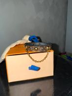 Louis vuitton harajuku armband 100% origineel, Sieraden, Tassen en Uiterlijk, Armbanden, Ophalen, Zo goed als nieuw, Bruin, Leer