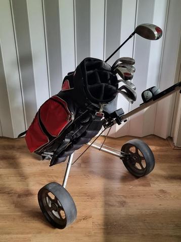 Complete Golfset met Tas en Trolley beschikbaar voor biedingen