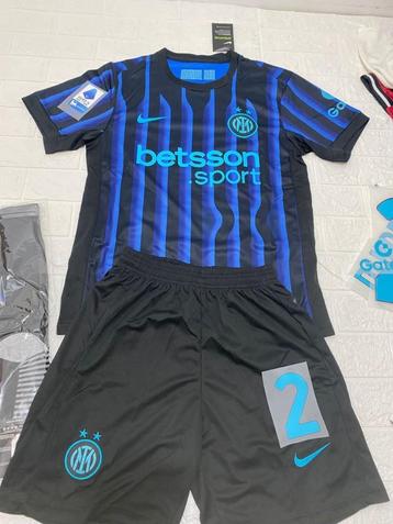 Nieuwste Inter Milan tenue beschikbaar voor biedingen