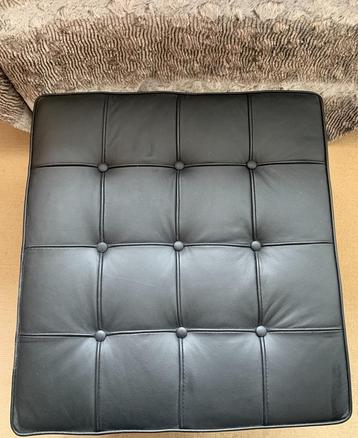 Stoel Fauteuil Chair Mies van der Rohe Barcelona chair beschikbaar voor biedingen