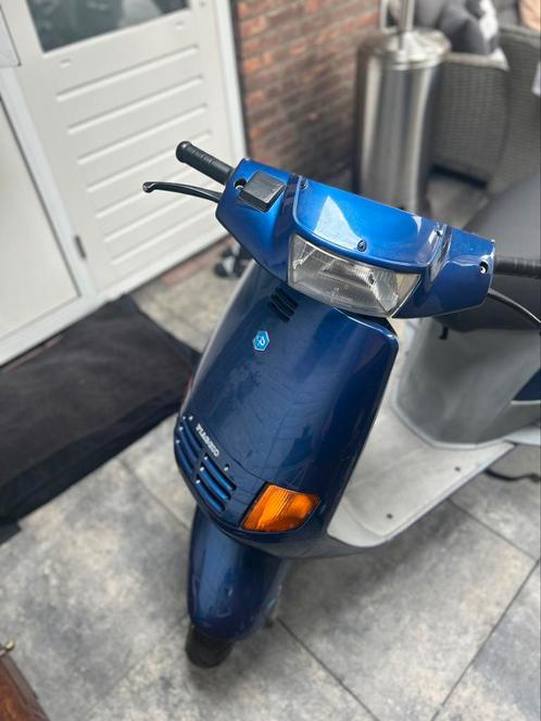 Piaggio quartz, Fietsen en Brommers, Scooters | Piaggio, Zo goed als nieuw, Overige modellen, Maximaal 45 km/u, Tweetakt, Ophalen