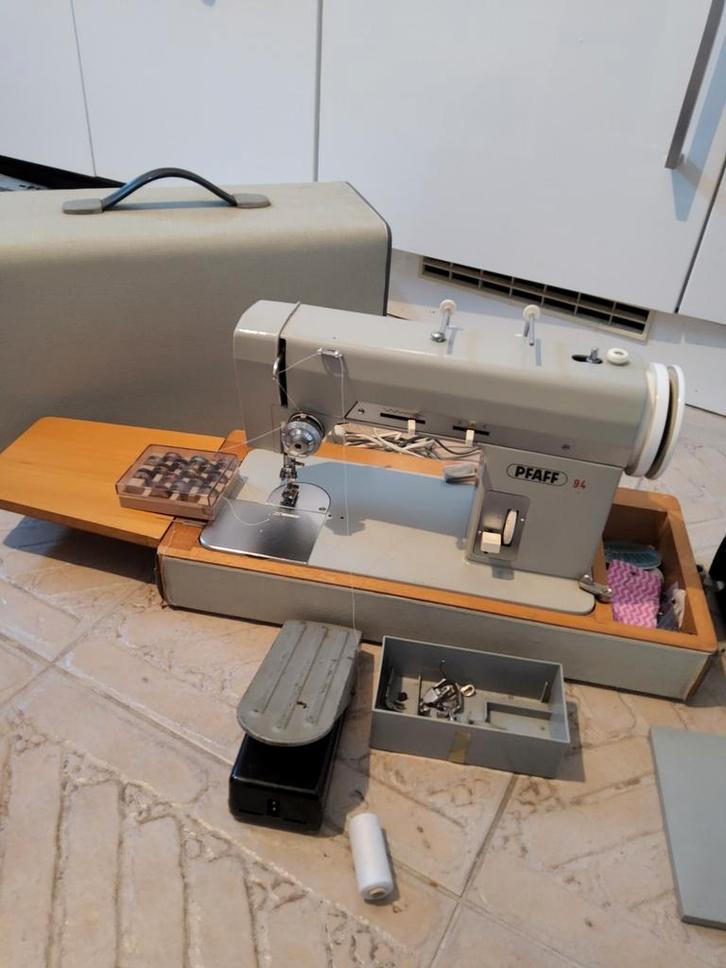 Pfaff 94 Naaimachine - Vintage, Hobby en Vrije tijd, Naaimachines en Toebehoren, Gebruikt, Naaimachine, Pfaff, Ophalen