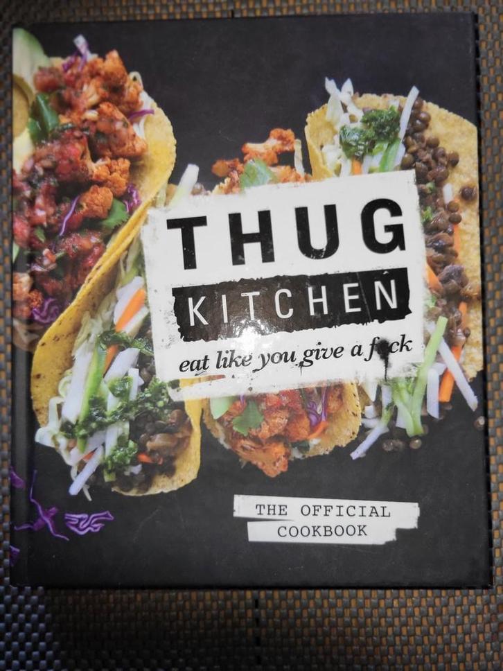 Thug kitchen (eat like you give a piep), Boeken, Kookboeken, Zo goed als nieuw, Azië en Oosters, Ophalen of Verzenden