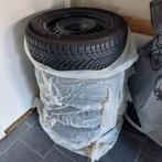 Renault capture 2021 winterbanden met hoes en standaard, Auto-onderdelen, Banden en Velgen, Ophalen, 215 mm, 16 inch, Winterbanden