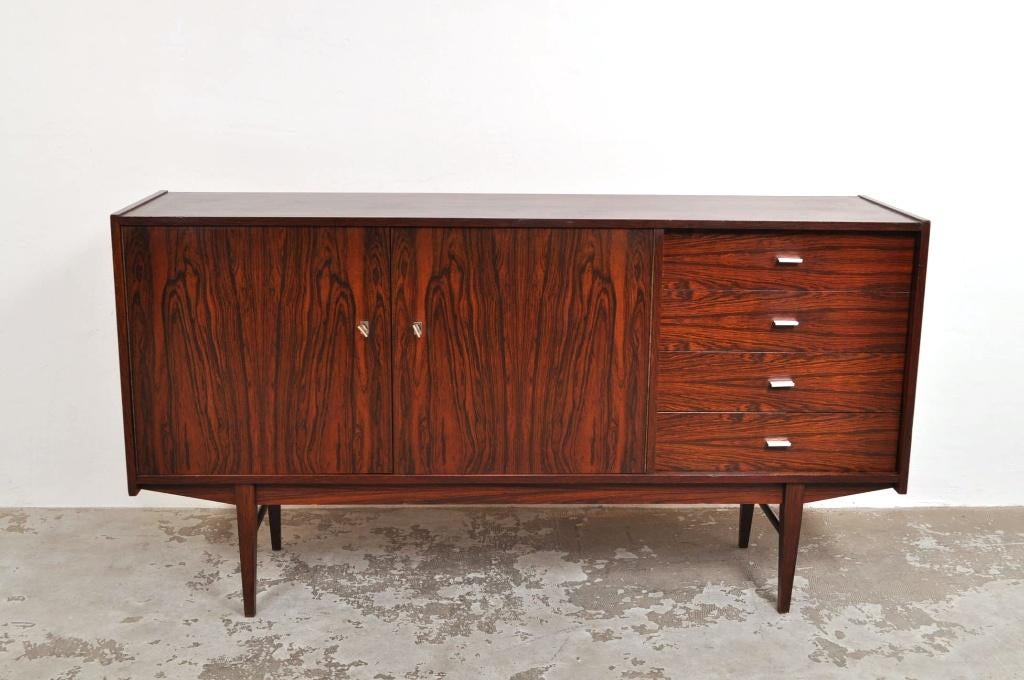 Vintage palissander lowboard dressoir tv-meubel jaren 60, Ophalen of Verzenden, Gebruikt, 25 tot 50 cm, 150 tot 200 cm