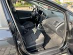 Kia cee'd Sportswagon 1.6 GDI First Edition navi/camera airc, Voorwielaandrijving, Gebruikt, 4 cilinders, Zwart