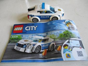 9 x  Lego compleet . beschikbaar voor biedingen