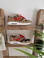 Nike air max 1 Atmos animal dlx, Kleding | Heren, Ophalen of Verzenden, Zo goed als nieuw, Overige kleuren