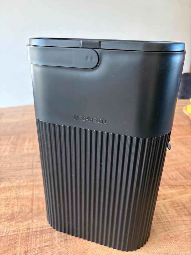 Nespresso Capsule Recyclebak - Zwart, Huis en Inrichting, Woonaccessoires | Prullenbakken, Zo goed als nieuw, Kunststof, Minder dan 50 cm