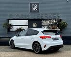 Ford Focus 1.0 EcoBoost | ST Line | CarPlay | Led | B&O, Auto's, 125 pk, Gebruikt, Wit, Leder