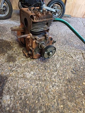 Briggs stratton 8pk motertje beschikbaar voor biedingen