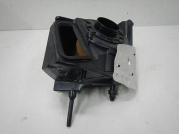 Audi A4 8W 2.0 TFSI Luchtfilterhuis 8W0133837 beschikbaar voor biedingen