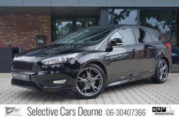 Ford Focus Wagon 1.0 St-line , AppleCarplay, Camera, PDC, Ni beschikbaar voor biedingen