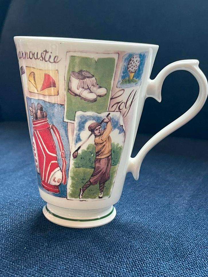 Roy Kirkham England, Fine Bone China, beker. Golf. 1997., Huis en Inrichting, Keuken | Servies, Zo goed als nieuw, Kop(pen) en/of Schotel(s)