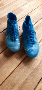 Nike voetbalschoenen 41, Schoenen, Ophalen of Verzenden, Zo goed als nieuw