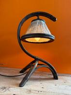 Vintage Manou tafellamp klein model - rotan, Huis en Inrichting, Ophalen of Verzenden, Gebruikt, Minder dan 50 cm