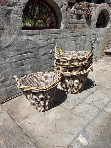 Rietenmand d40h30cm nieuw beschikbaar voor biedingen