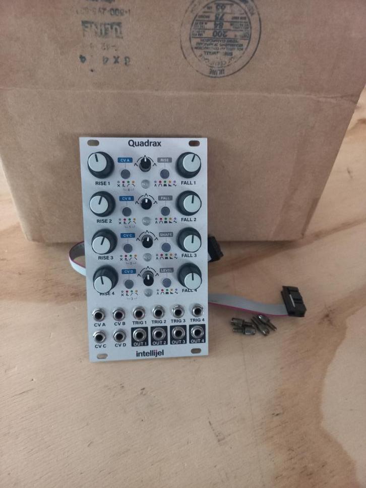 Intellijel - Quadrax (eurorack modular), Muziek en Instrumenten, Soundmodules, Zo goed als nieuw, Ophalen of Verzenden