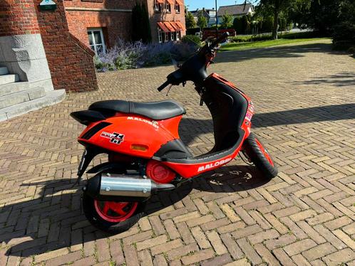 Mooie 180cc motor zip op nl plaat A1, Fietsen en Brommers, Scooters | Piaggio, Zo goed als nieuw, Zip, Ophalen