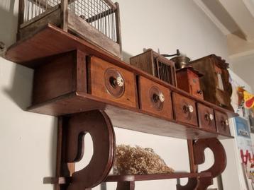 antiek origineel Frans regaal keukenrek oud landelijk rek beschikbaar voor biedingen