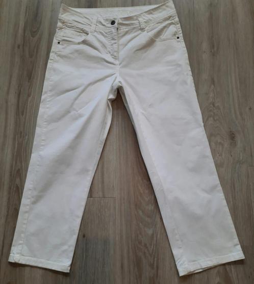 Mooie katoenen driekwart broek in wit JBC maat 40 €12,50, Kleding | Dames, Broeken en Pantalons, Zo goed als nieuw, Maat 38/40 (M)