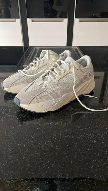 Adidas yeezy ortholite beschikbaar voor biedingen
