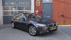 BMW 5-serie Touring 518d High Executive / Goed onderhouden /, Auto's, Euro 6, 2000 kg, Blauw, Leder
