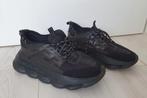 VERSACE sneackers als Nieuw!, Kleding | Heren, Schoenen, Zwart, Ophalen of Verzenden, Versace, Sneakers of Gympen