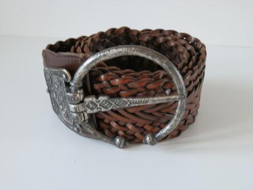 Leon riem. Leer., Kleding | Dames, Riemen en Ceinturen, Zo goed als nieuw, 100 cm of meer, 5 cm of meer, Bruin, Echt leder, Ophalen of Verzenden