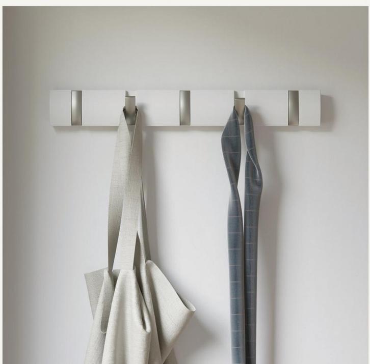 2x Umbra Flip 5 Wandkapstok - Stijlvol en Praktisch, Huis en Inrichting, Woonaccessoires | Kapstokken, Zo goed als nieuw, Wandkapstok