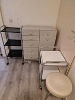 Kasten en trolley krukje, behandelstoel zie foto, Ophalen, Gebruikt