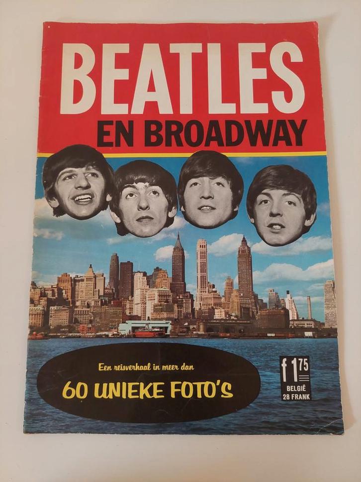 The Beatles en Broadway Tijdschrift, Boeken, Muziek, Gelezen, Artiest, Ophalen of Verzenden