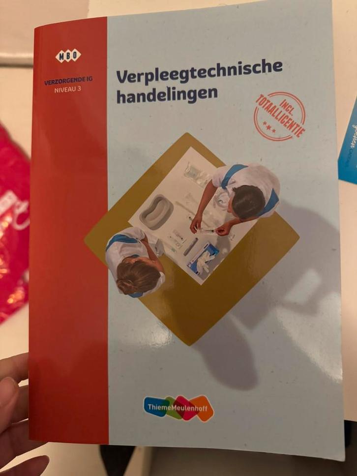 MBO Verzorgende IG niveau 3 studieboeken – compleet, Boeken, Schoolboeken, Zo goed als nieuw, Overige vakken, Overige niveaus