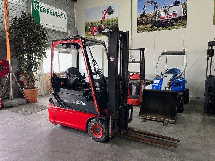 LINDE E14-02 Elektrische Heftruck met Triplomast., Zakelijke goederen, Machines en Bouw | Heftrucks en Intern transport