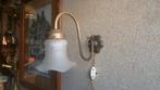 Sfeervolle vintage wandlamp brons koper glazen kap muurlamp, Ophalen of Verzenden
