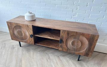 Magazijn leegverkoop tv meubel carved mangohout houtsnijwerk beschikbaar voor biedingen