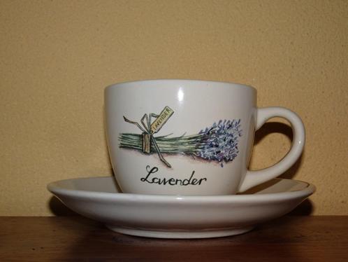 Jet ter Steege Lavender kop en schotel, Huis en Inrichting, Keuken | Servies, Zo goed als nieuw, Kop(pen) en/of Schotel(s), Overige stijlen