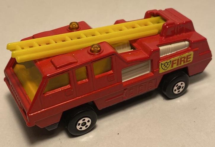 Matchbox 22F-7 Blaze Buster FIRE, Hobby en Vrije tijd, Modelauto's | Overige schalen, Zo goed als nieuw, Bus of Vrachtwagen, Ophalen of Verzenden
