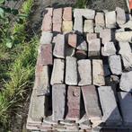 300 stuks Straatbaksteen waalformaat, Tuin en Terras, Tegels en Klinkers, Ophalen, Zo goed als nieuw, Klinkers