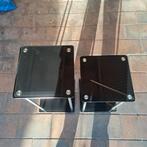 Twee zwarte bijzettafeltjes met grijs frame, 45 tot 60 cm, Minder dan 55 cm, Gebruikt, Vierkant