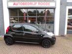 Peugeot 107 1.0-12V 5-Drs Black edition! TOP STAAT!, Voorwielaandrijving, Gebruikt, Met garantie (alle), 4 stoelen