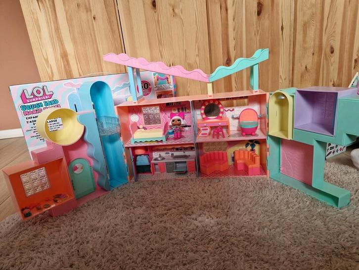L.O.L. Surprise Huis incl. doos, Kinderen en Baby's, Speelgoed | Poppenhuizen, Gebruikt, Poppenhuis, Ophalen of Verzenden