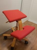 Stokke (Variér) Wing Balans, hout, rood, Ergonomisch, Ophalen of Verzenden, Bureaustoel, Zo goed als nieuw