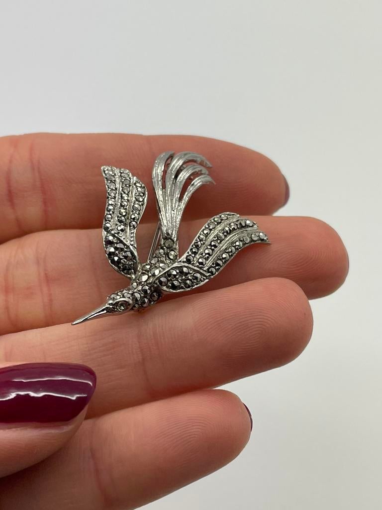 C526 Prachtige zilveren broche vogel markasiet, Sieraden, Tassen en Uiterlijk, Antieke sieraden, Ophalen of Verzenden, Zilver